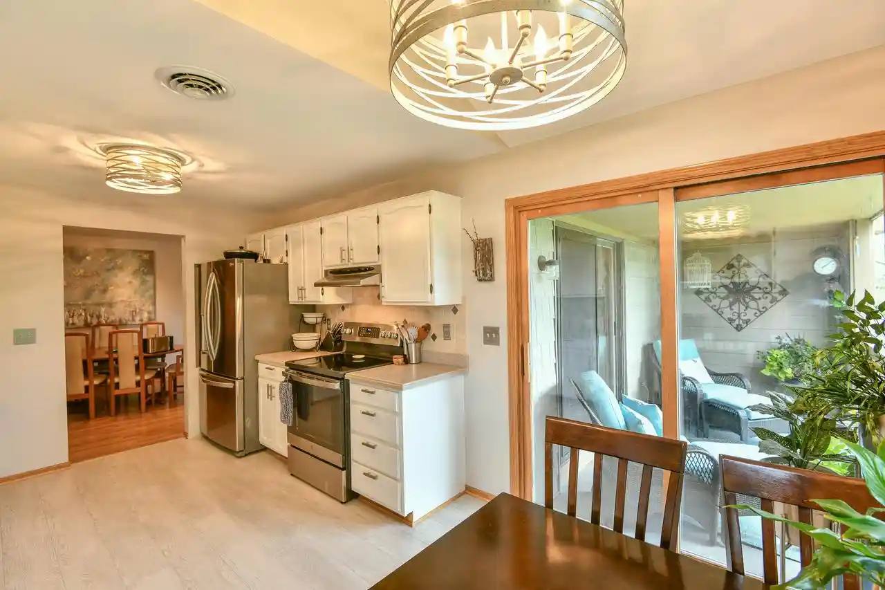 3rd image of 1316 32Nd Court Court #8C, Kenosha, WI 53144 | MLS# 1975836