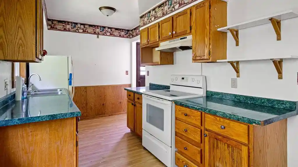 Photo 4 of Single family home for sale at 920 Cedar Street Street, Eau Claire, WI 54703 | MLS# 1603806 | Listing updated on 2026-09-08