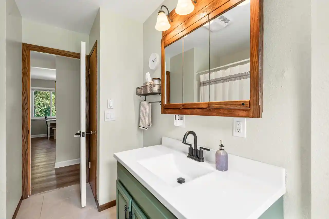 Photo 4 of Single family home for sale at 8020 S 68Th Street Street, Franklin, WI 53132 | MLS# 1975842 | Listing updated on 2026-09-15