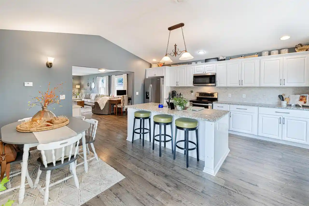 3rd image of 1309 Hawthorne Avenue Avenue, Janesville, WI 53545 | MLS# 2030322