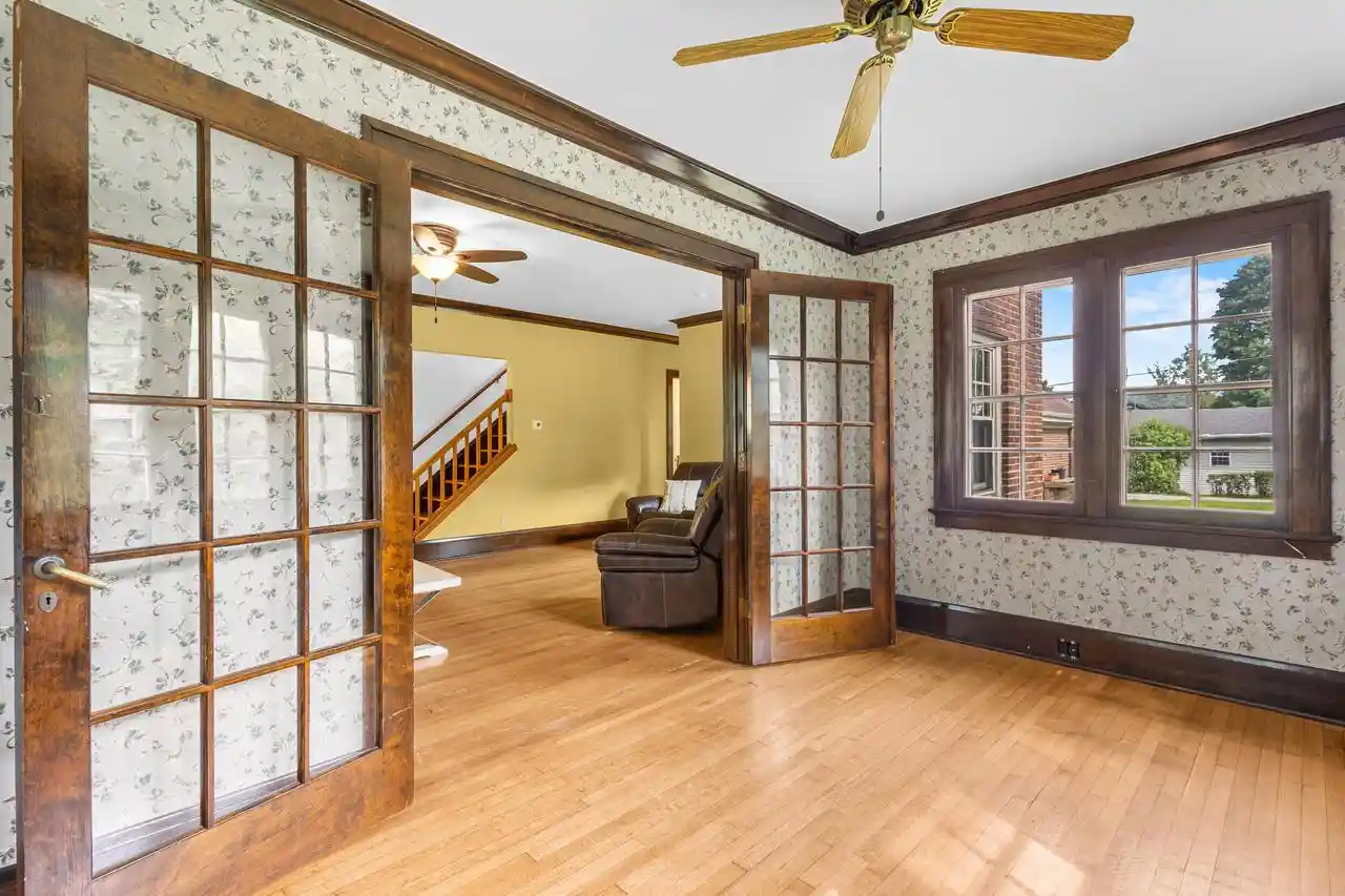 Photo 3 of Single family home for sale at 902 Clyman St, Watertown, WI 53094 | MLS# 1975845 | Listing updated on 2026-09-21