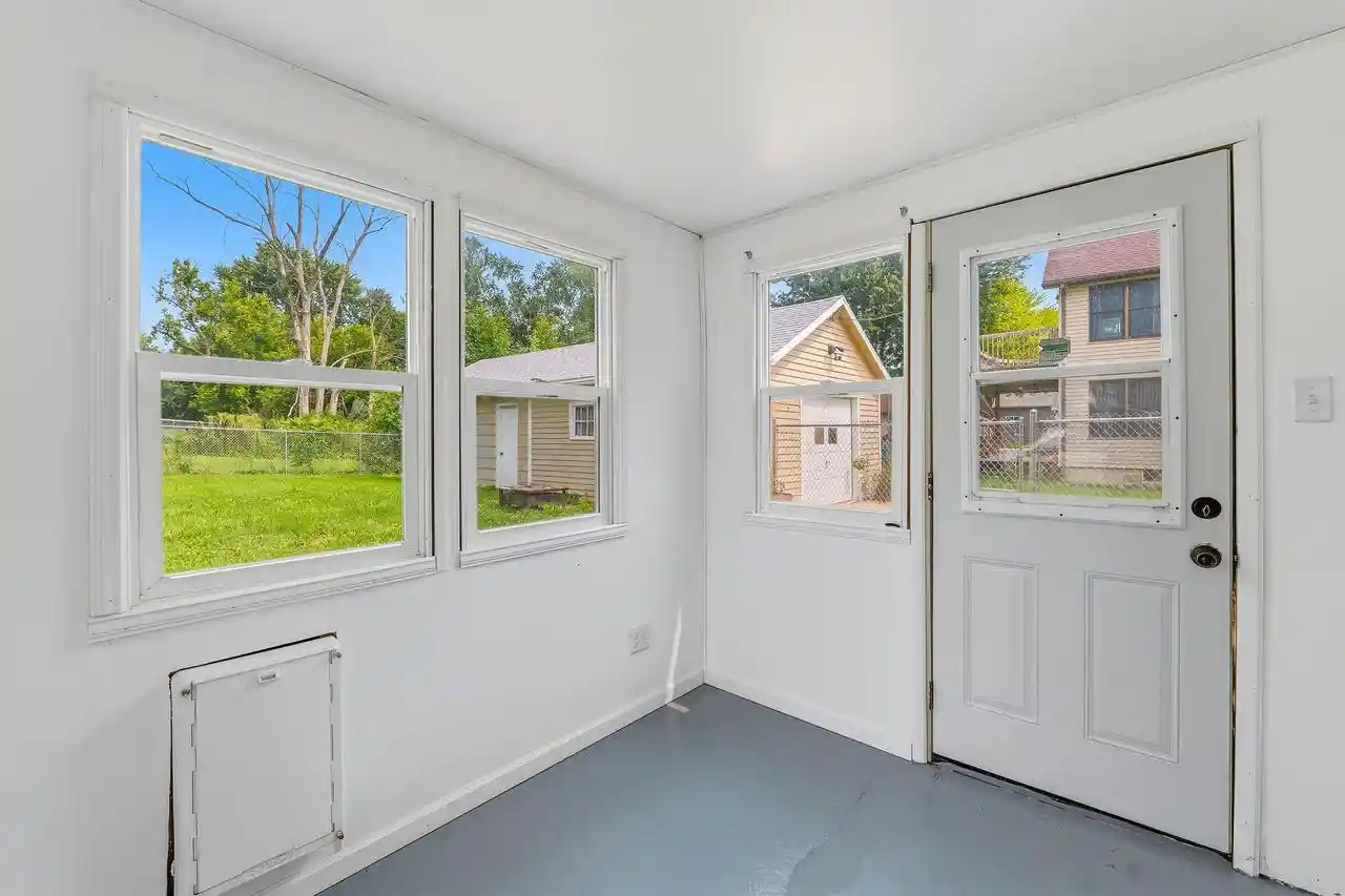 2nd image of 122 E Davis Street Street, Beaver Dam, WI 53916 | MLS# 2030332