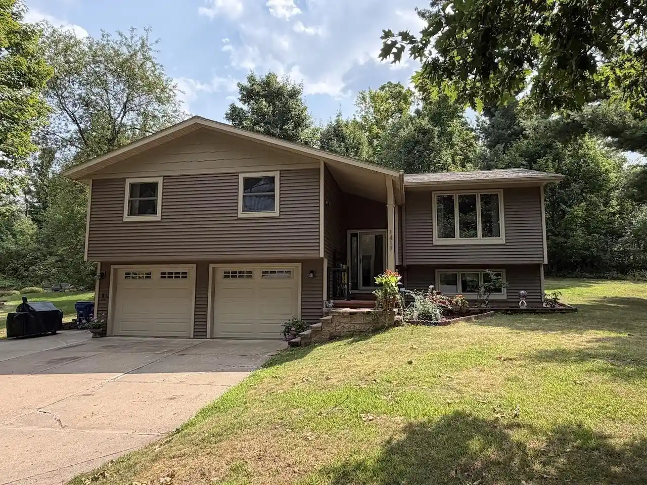 1st image of 1417 Maple Hills Road Road, Wausau, WI 54403 | MLS# 22603899