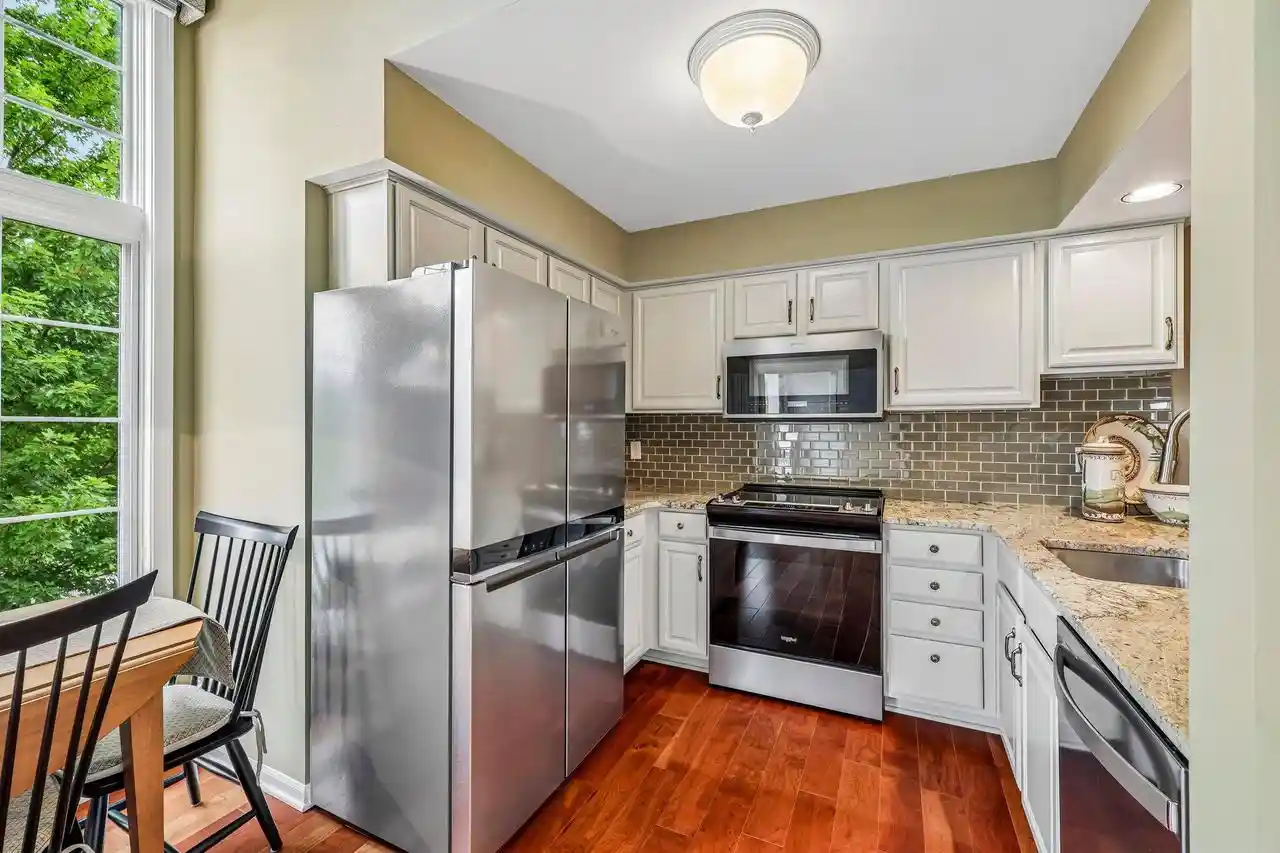 4th image of 9079 Westlake Dr Dr, Greendale, WI 53129 | MLS# 1975852