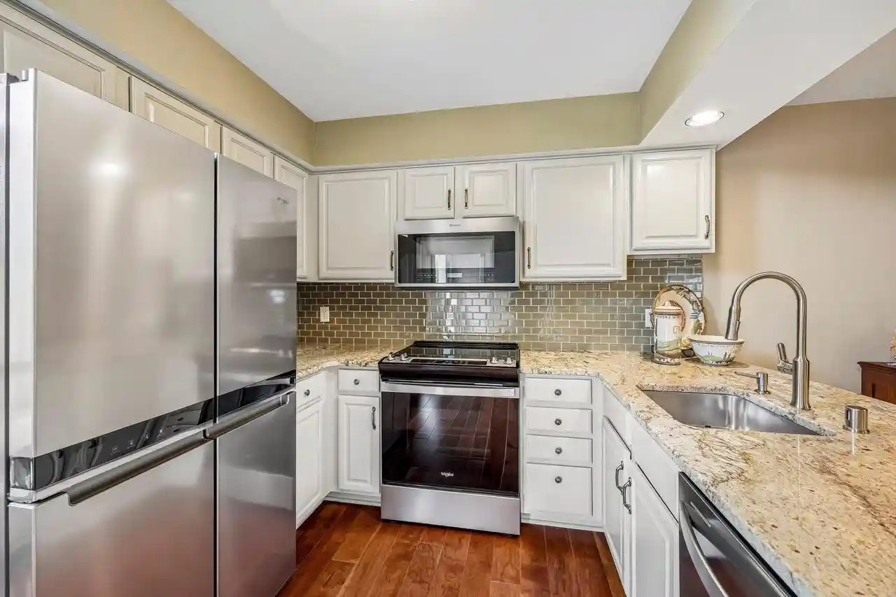 5th image of 9079 Westlake Dr Dr, Greendale, WI 53129 | MLS# 1975852