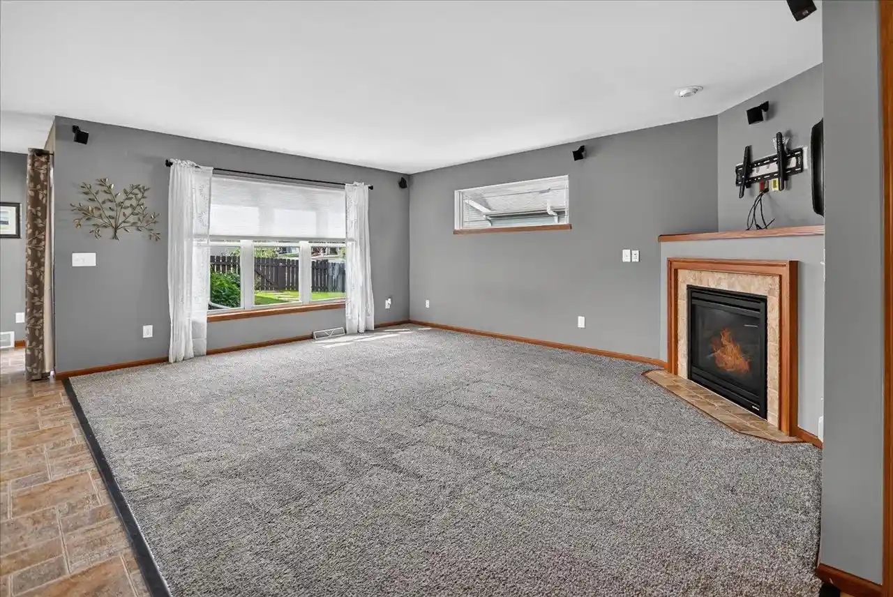 Photo 3 of Single family home for sale at 6107 Arrowpoint Way, Mcfarland, WI 53558 | MLS# 2030338 | Listing updated on 2026-09-14