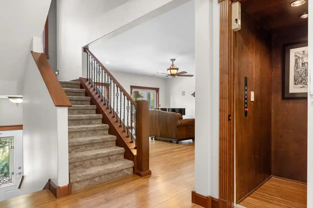 3rd image of 1322 Sunset Court Court, La Crosse, WI 54601 | MLS# 1975856