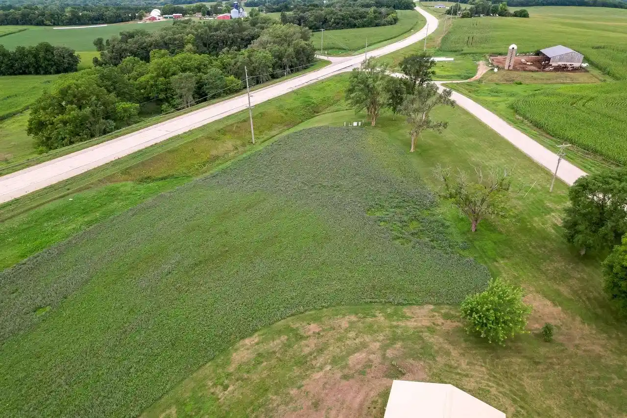 5th image of 12843 W Beloit Newark Road Road, Beloit, WI 53511 | MLS# 2030345