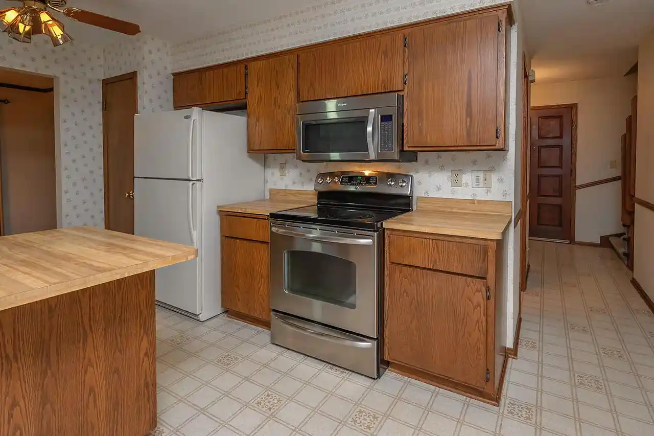 4th image of 9123 S 35Th Street Street, Franklin, WI 53132 | MLS# 1975869