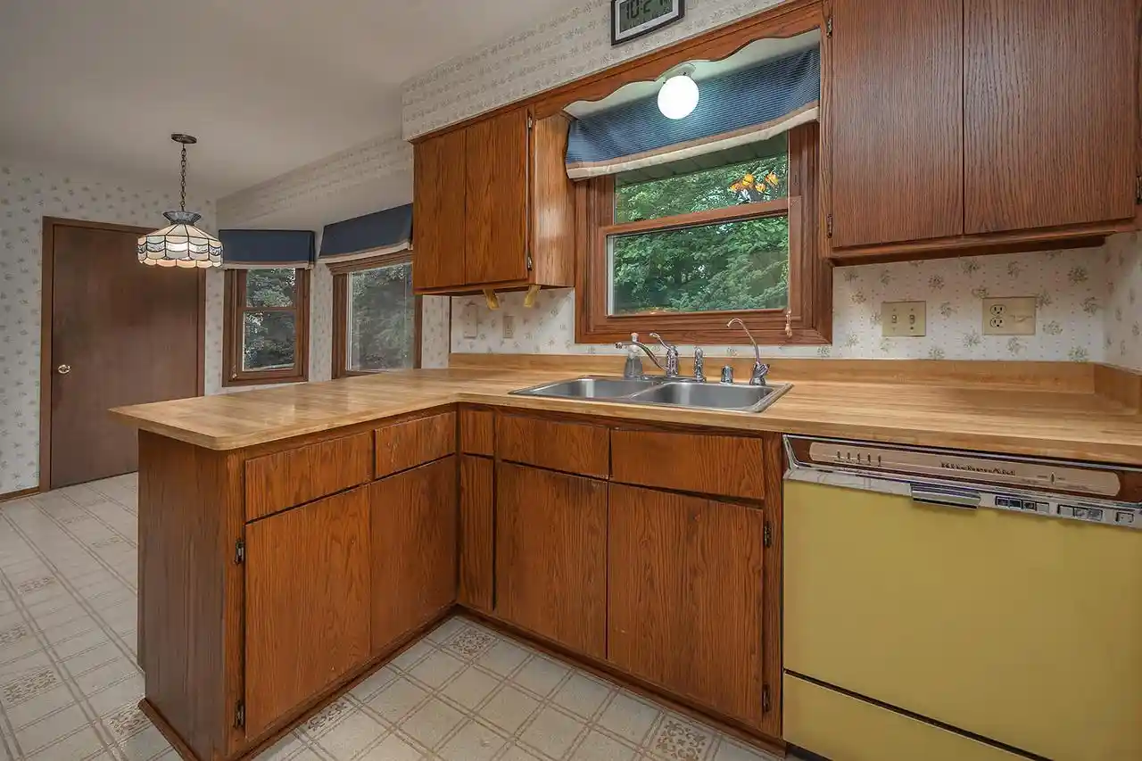 5th image of 9123 S 35Th Street Street, Franklin, WI 53132 | MLS# 1975869