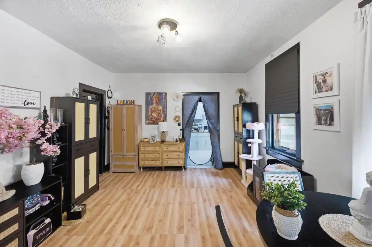 2nd image of 1827 Green Street Street, Racine, WI 53402 | MLS# 1975877