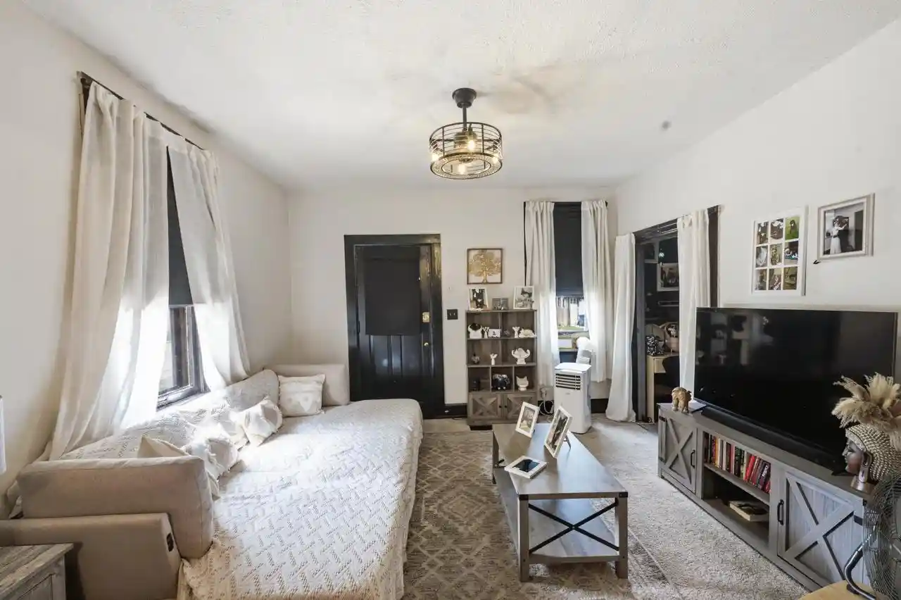 3rd image of 1827 Green Street Street, Racine, WI 53402 | MLS# 1975877