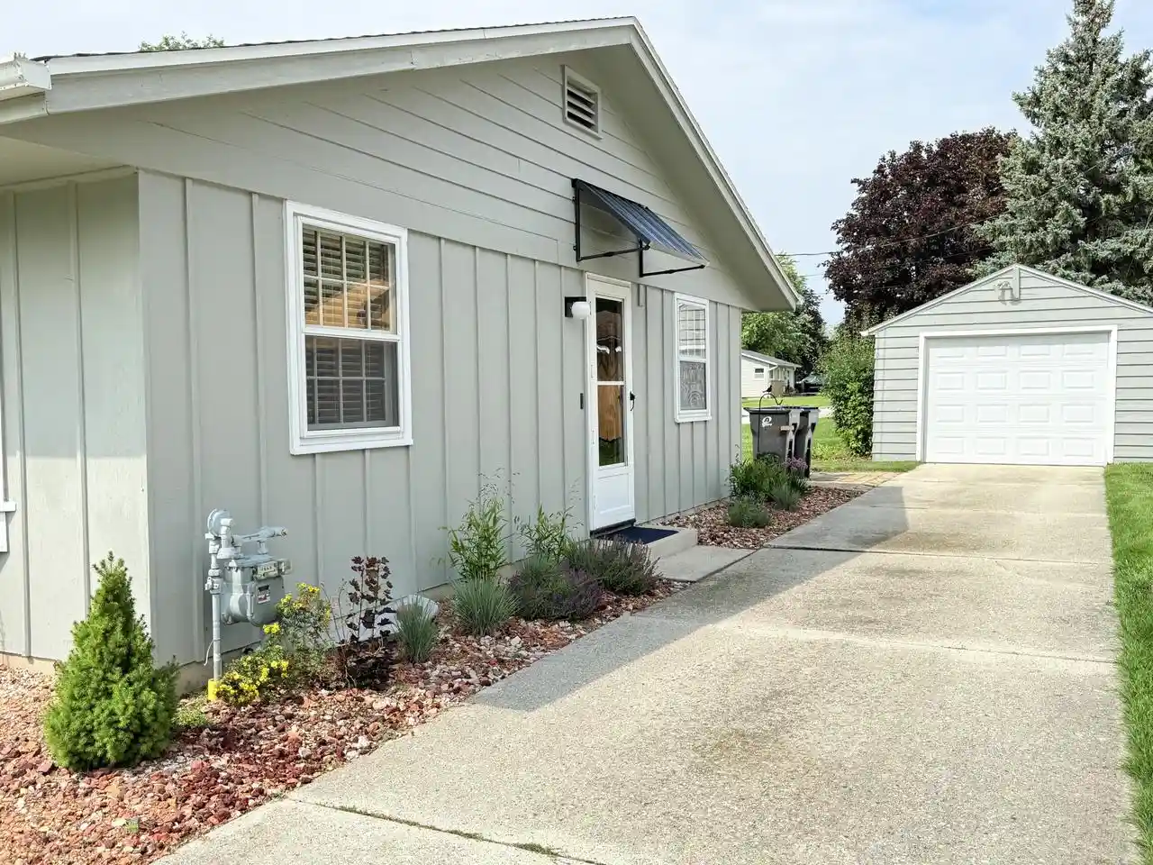 2nd image of 232 Crestwood Dr Dr, Sheboygan Falls, WI 53085 | MLS# 1975889