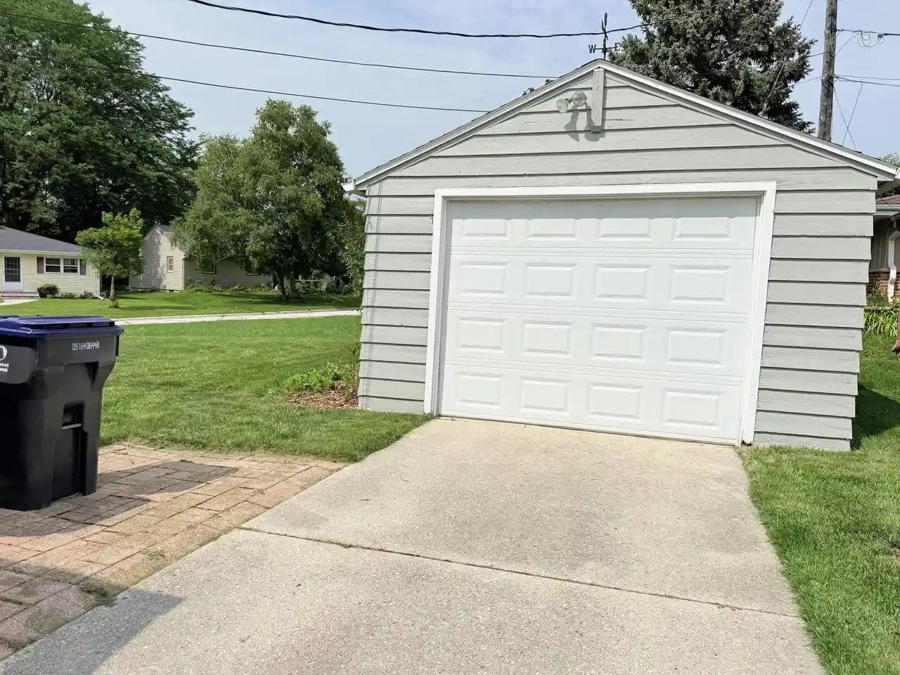 3rd image of 232 Crestwood Dr Dr, Sheboygan Falls, WI 53085 | MLS# 1975889