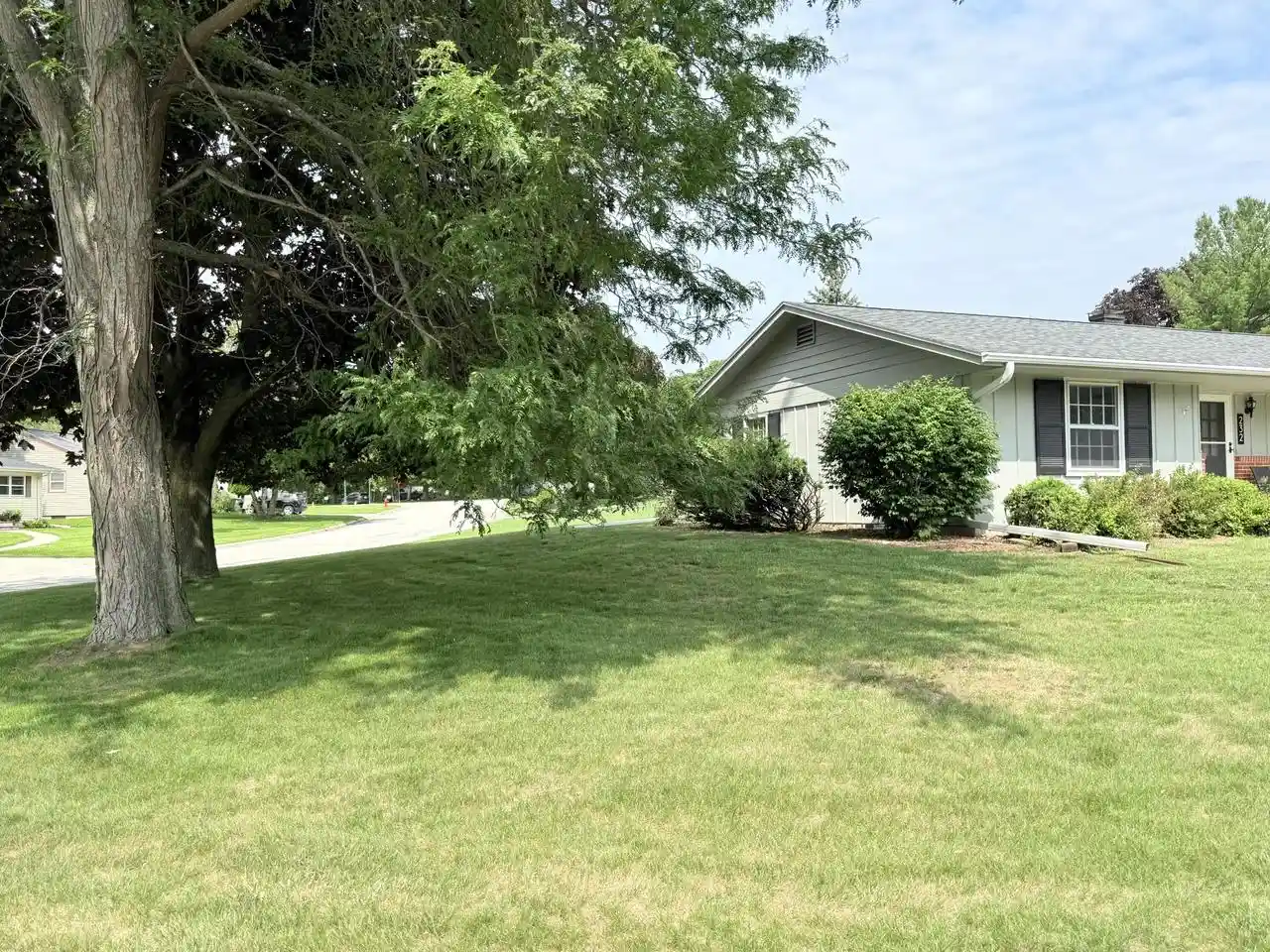 47th image of 232 Crestwood Dr Dr, Sheboygan Falls, WI 53085 | MLS# 1975889