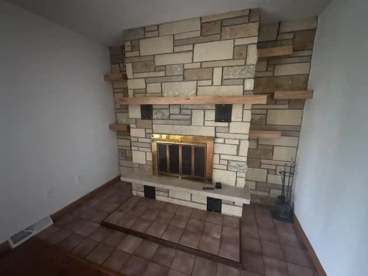 4th image of 119 Grand Street Street, Highland, WI 53543 | MLS# 2030349