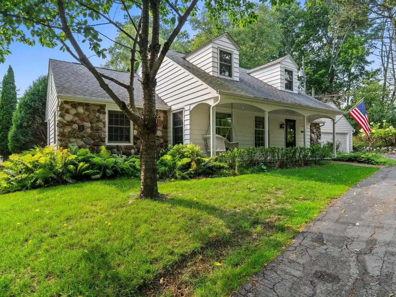 1st image of 302 Fenway Terrace Terrace, Manitowoc, WI 54220 | MLS# 1975890