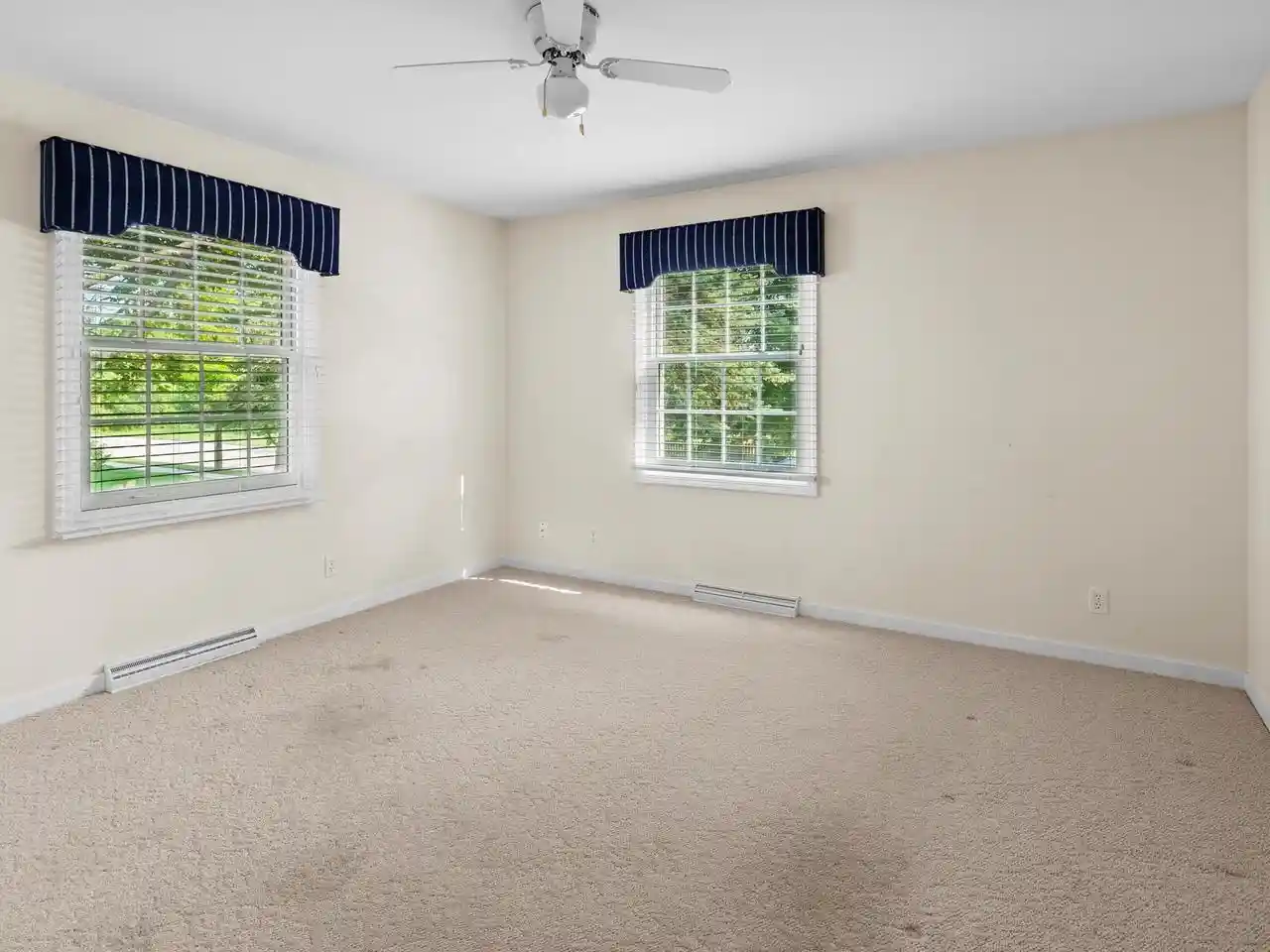 4th image of 302 Fenway Terrace Terrace, Manitowoc, WI 54220 | MLS# 1975890