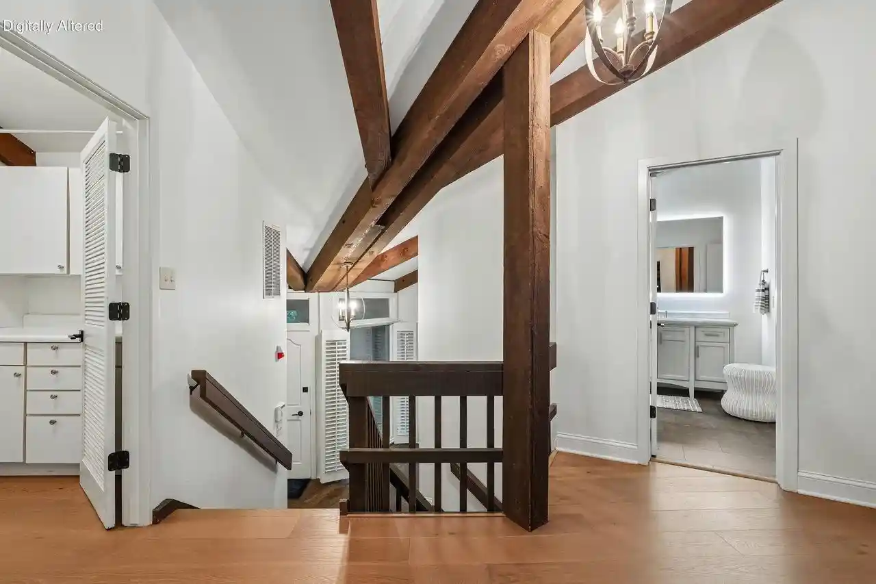 Photo 4 of Condo for sale at 930 Alpine Dr, Fontana, WI 53125 | MLS# 1975896 | Listing updated on 2026-10-09