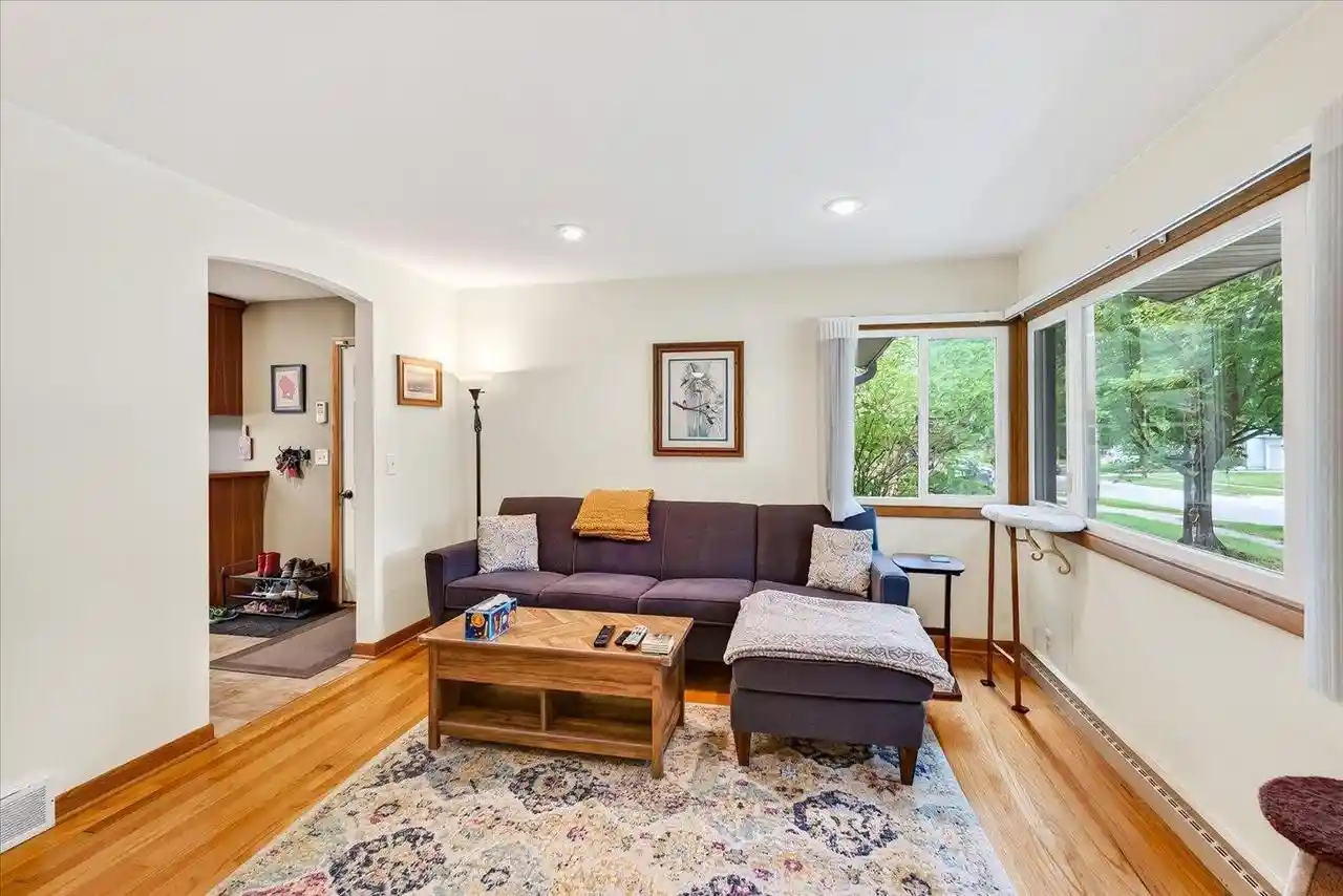 3rd image of 522 Charles Lane Lane, Madison, WI 53711 | MLS# 2030350