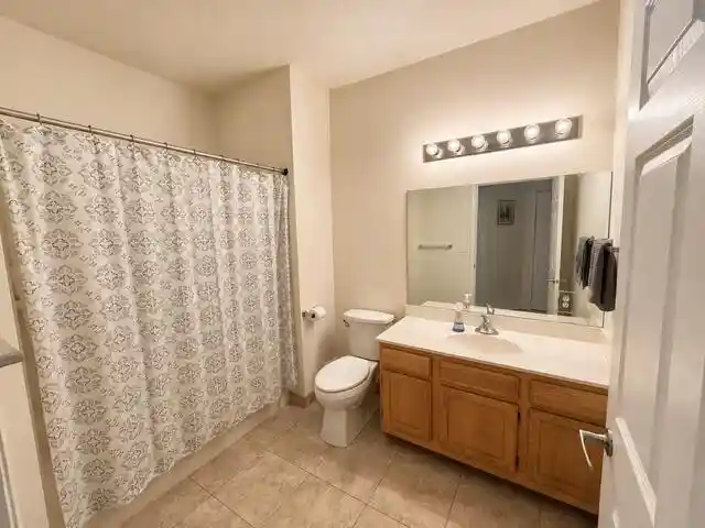 5th image of 6739 Meadowlands Cir Cir, Pleasant Prairie, WI 53158