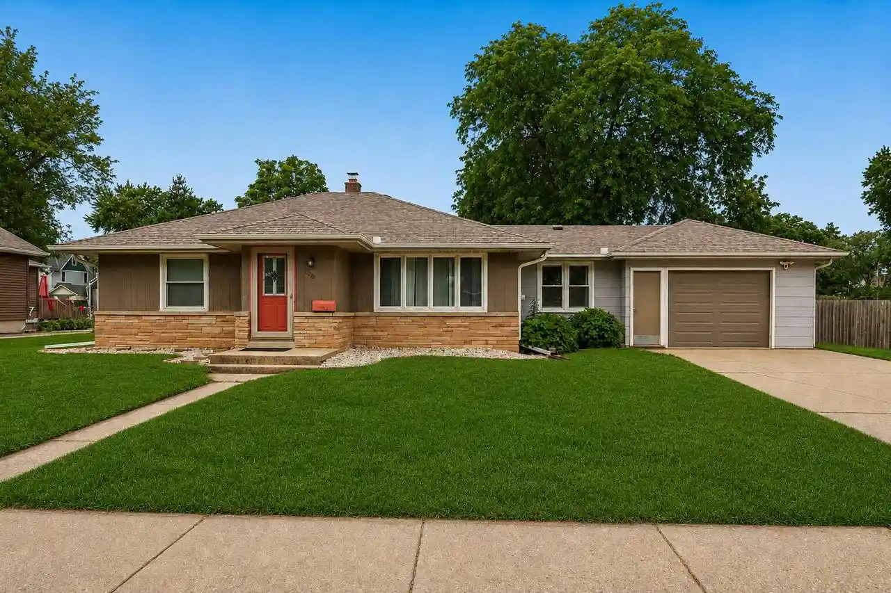 1st image of 136 S Maple Street Street, Oconomowoc, WI 53066 | MLS# 1975919