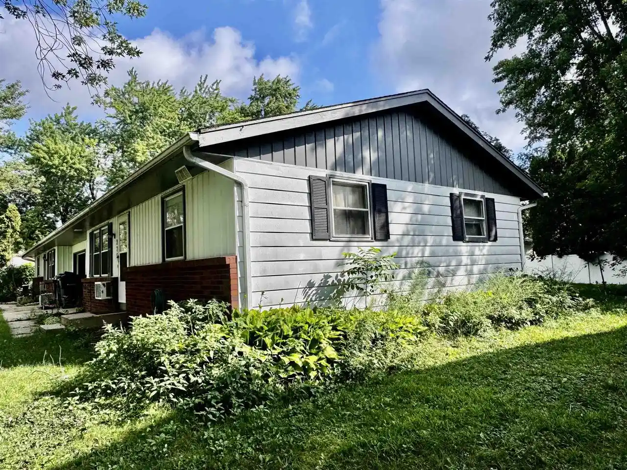 5th image of 273 275 Brakefield Dr Dr, Janesville, WI 53546 | MLS# 2030354