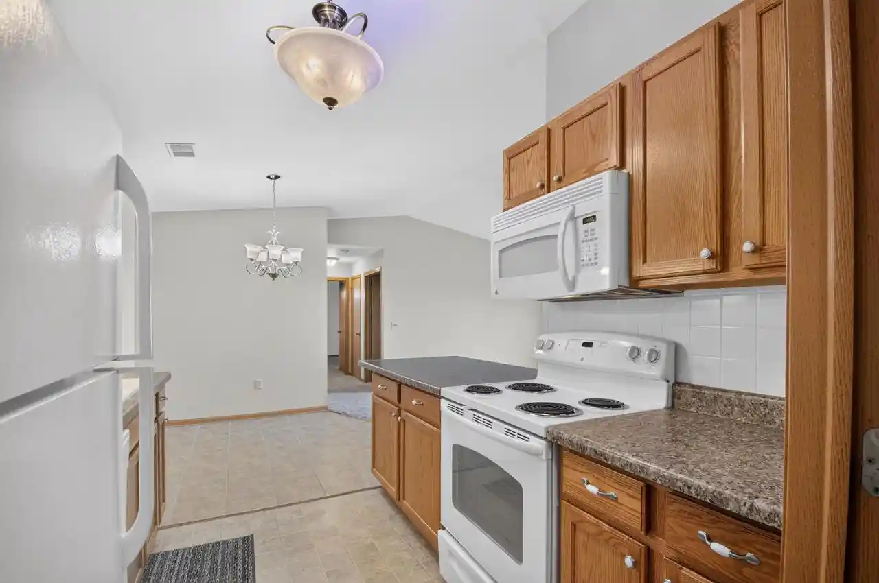 3rd image of 1236 N Sunnyslope Dr Dr #204, Mount Pleasant, WI 53406 | MLS# 1975926