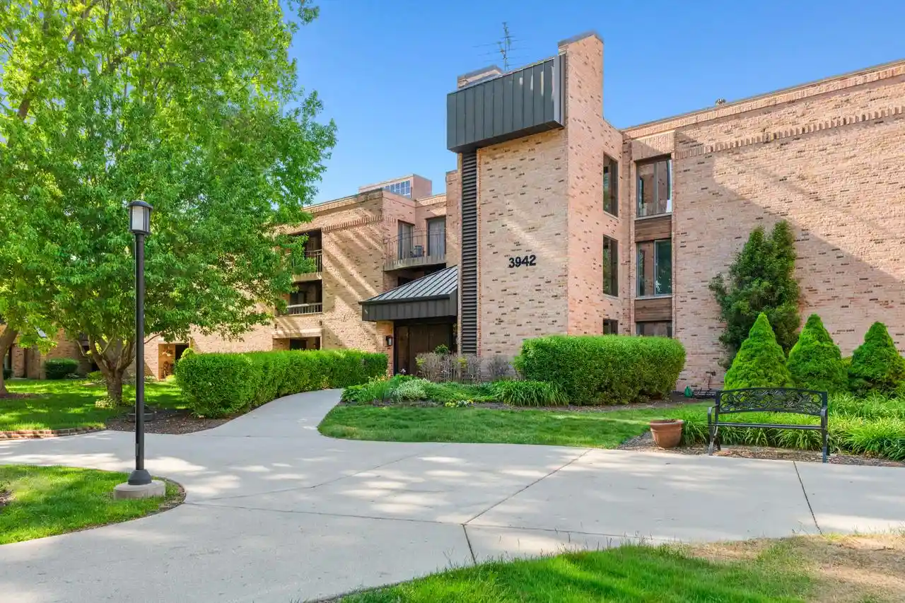 Photo 1 of Condo for sale at 3942 N Oakland Avenue Avenue #138, Milwaukee, WI 53211 | MLS# 1975932 | Listing updated on 2026-09-15