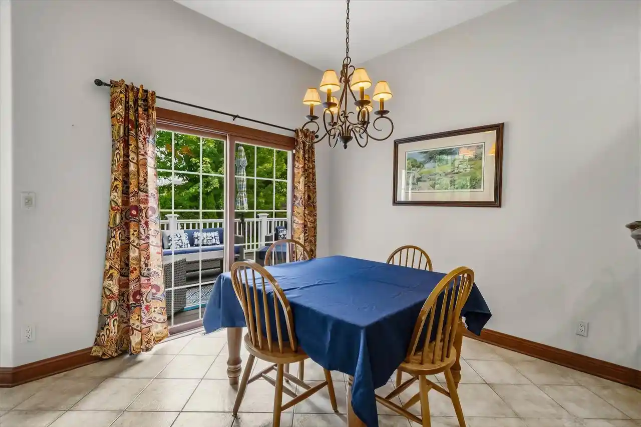 5th image of W144N9912 Sun Valley Trail Trail, Germantown, WI 53022 | MLS# 1975930