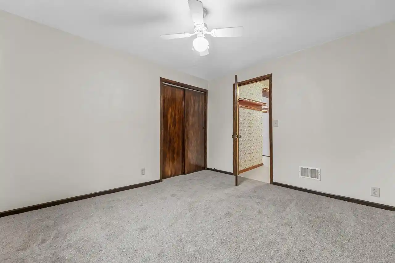 4th image of N120W20937 Freistadt Road Road, Germantown, WI 53022 | MLS# 1975935