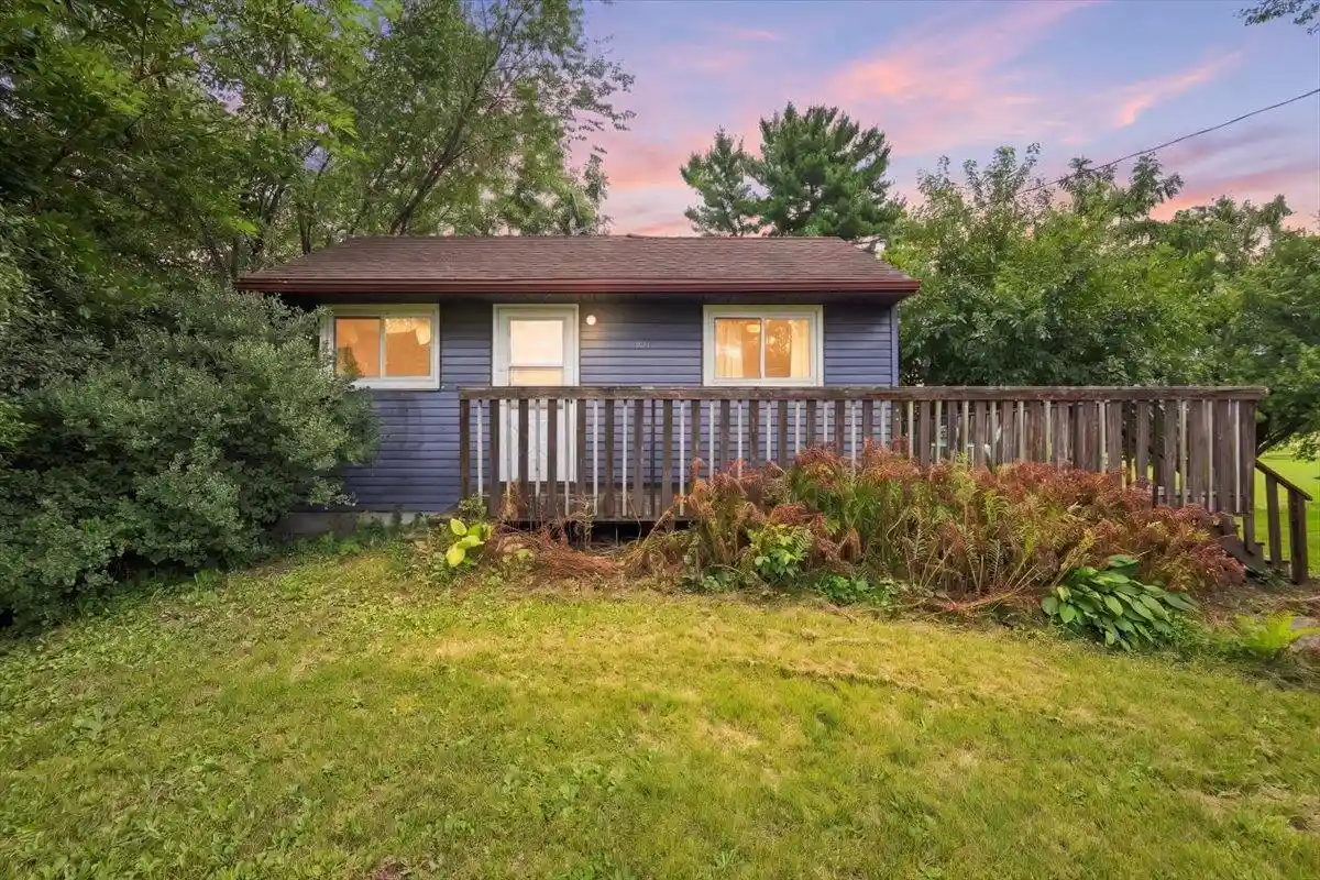 image of 4997 W Clayton Road Road, Fitchburg, WI 53711 | MLS# 2030358