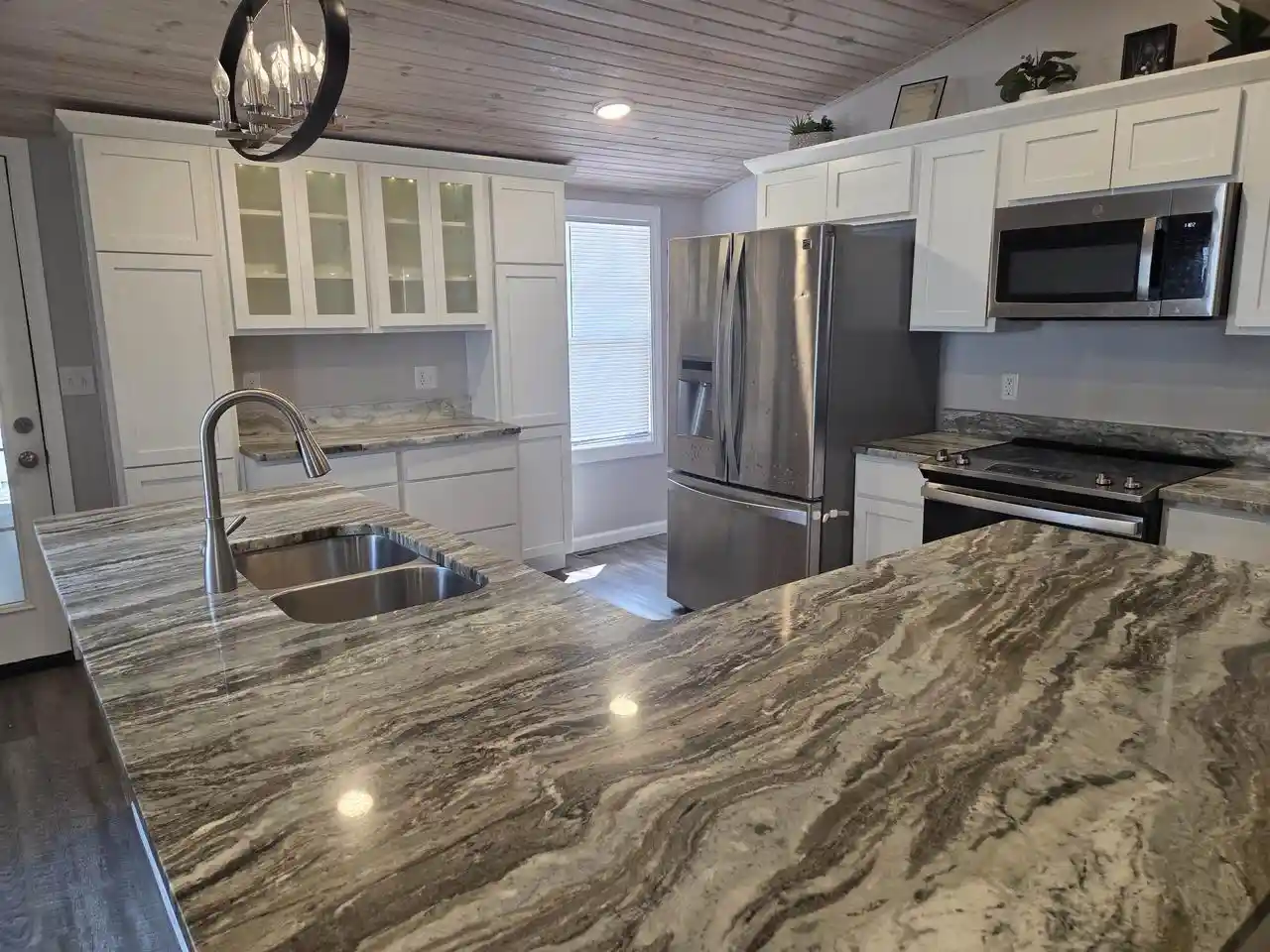3rd image of 1040 Blaine Street Street, Marinette, WI 54143 | MLS# 50330855