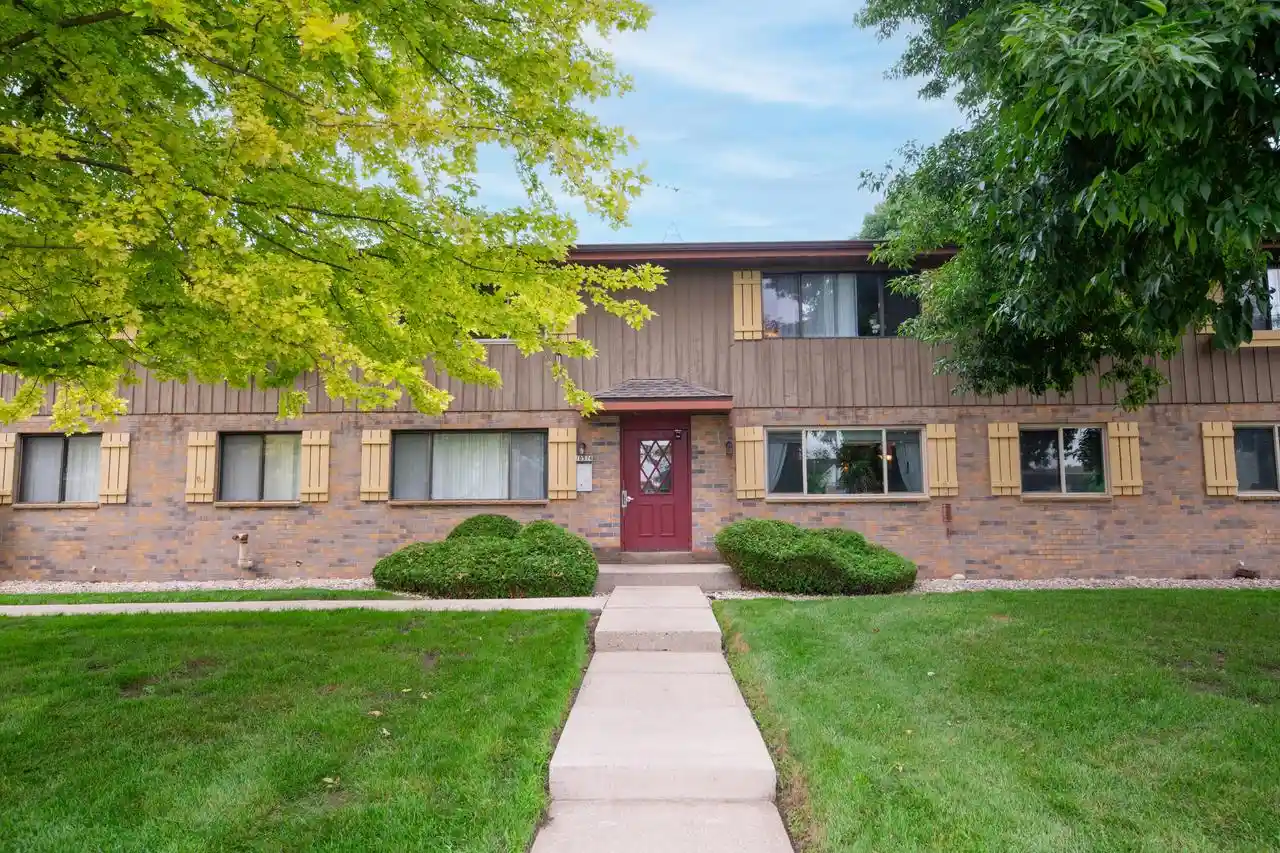 1st image of 10376 W Whitnall Edge Court Court #204, Franklin, WI 53132 | MLS# 1975954