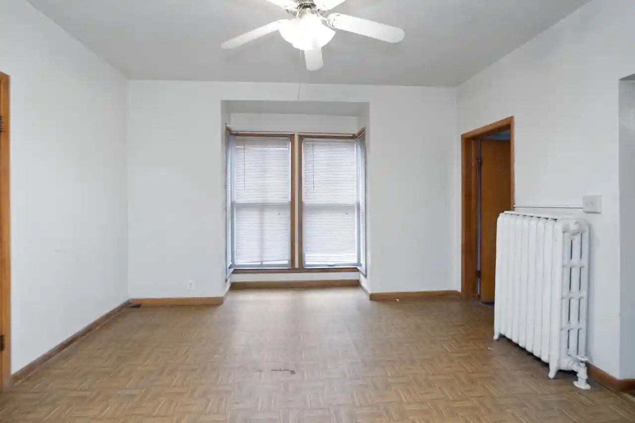 3rd image of 412 Park Street Street, Manitowoc, WI 54220 | MLS# 50330904