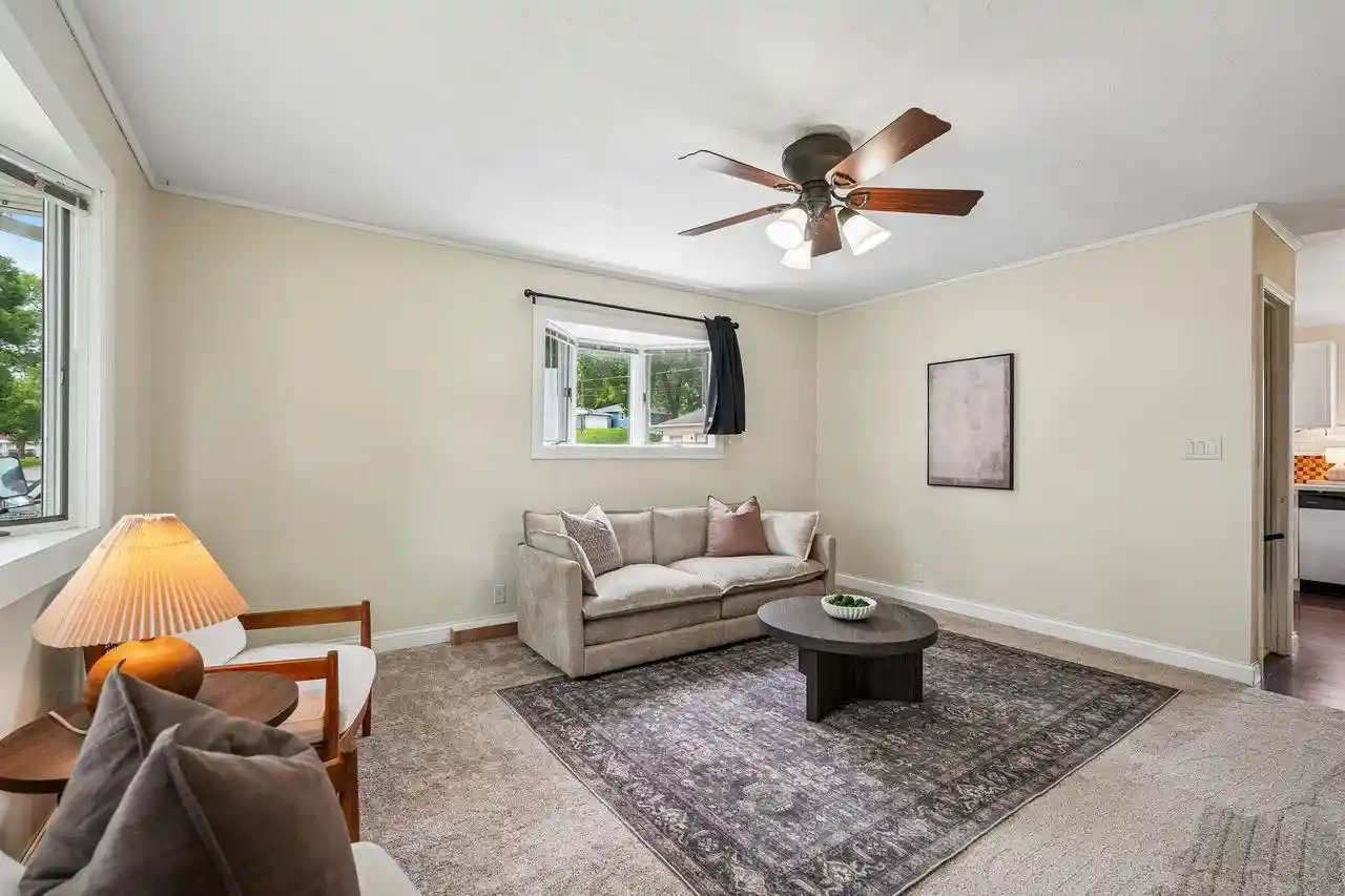 Photo 3 of Single family home for sale at 1633 Aldoro Dr Dr, Waukesha, WI 53188 | MLS# 1975960 | Listing updated on 2026-09-25