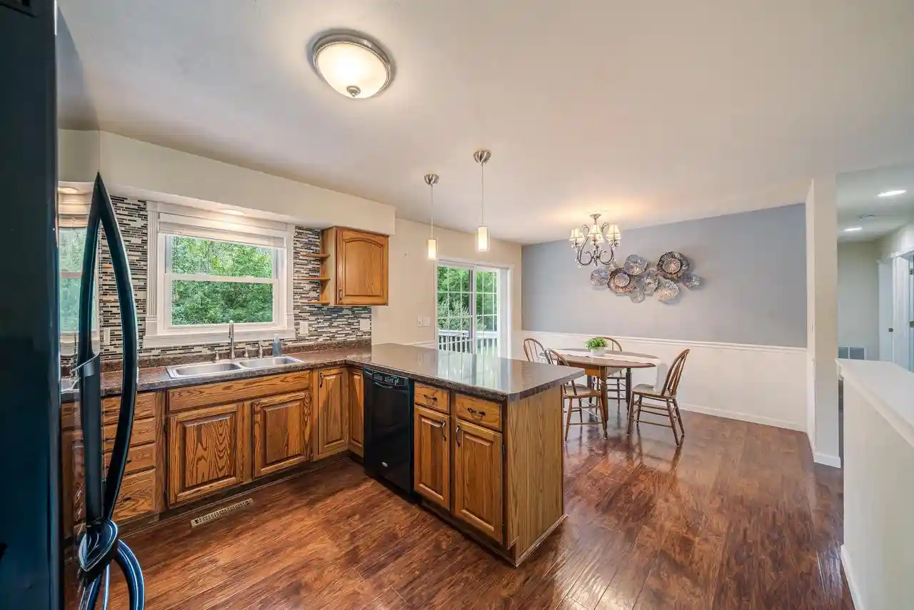 Photo 3 of Single family home for sale at 1205 Manitowoc Road Road, Menasha, WI 54952 | MLS# 50330914 | Listing updated on 2026-09-14