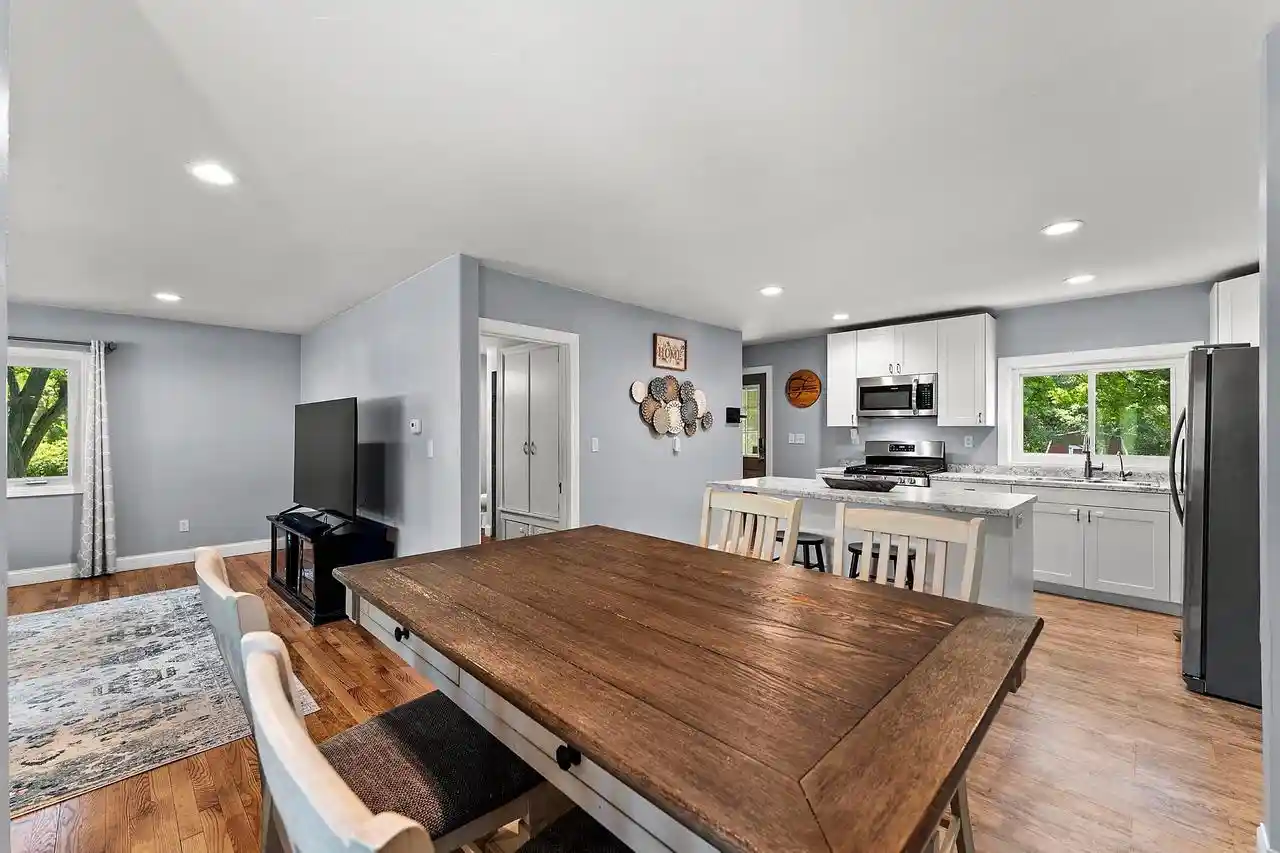 Photo 3 of Single family home for sale at 1565 Riverside Dr Dr, Suamico, WI 54173 | MLS# 50330915 | Listing updated on 2026-08-19