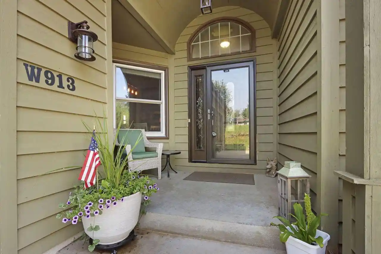 1st image of W913 Washington Avenue Avenue, Burlington, WI 53105 | MLS# 1975968