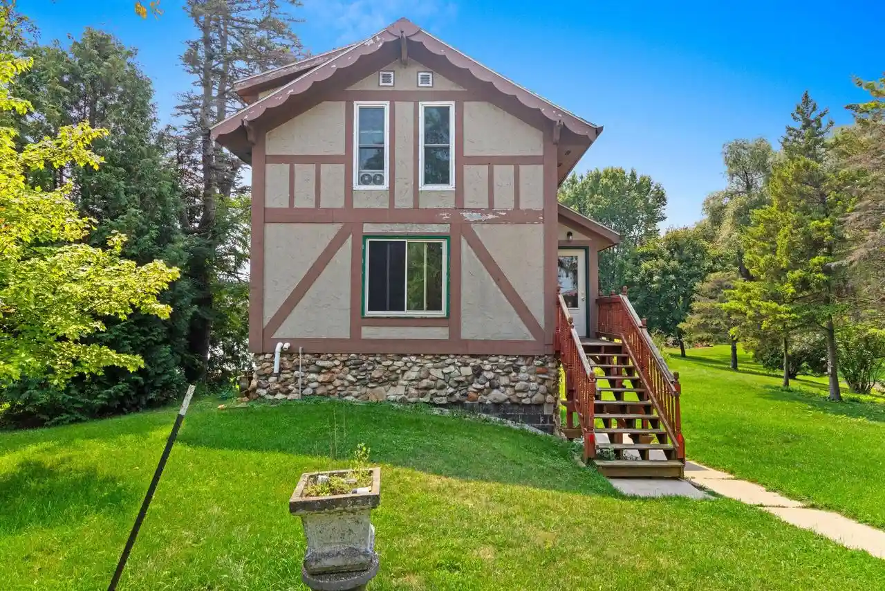 1st image of 2603 Goodwin Road Road, Manitowoc, WI 54220 | MLS# 1975976