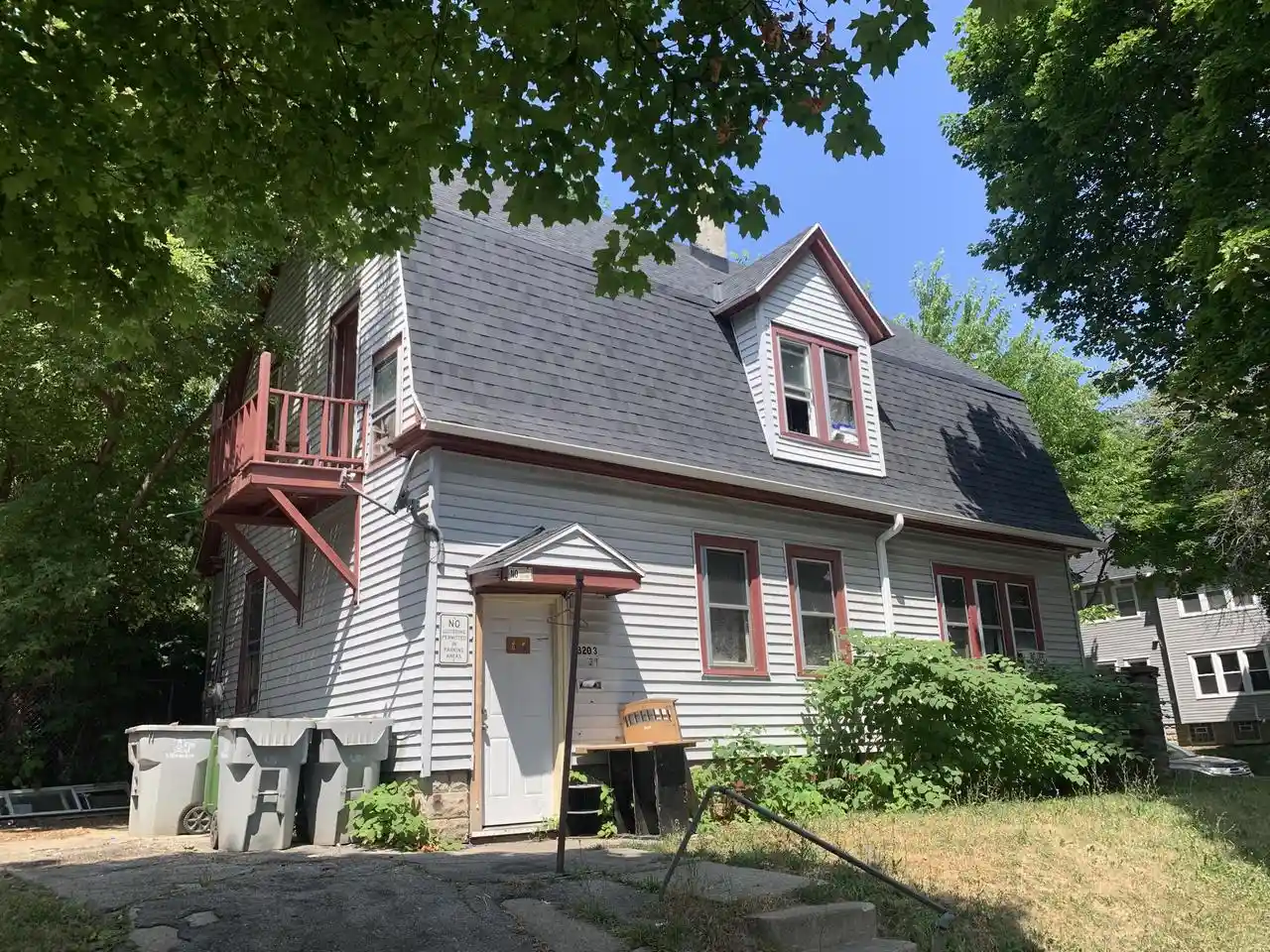 2nd image of 3203 W Vine St St, Milwaukee, WI 53208
