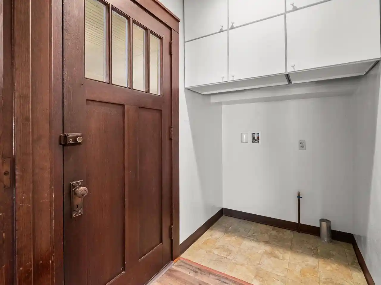 4th image of 1520 Columbus Street Street, Manitowoc, WI 54220 | MLS# 1975972