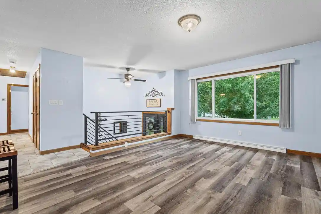 5th image of 918 Park Avenue Avenue, Onalaska, WI 54650 | MLS# 1975985