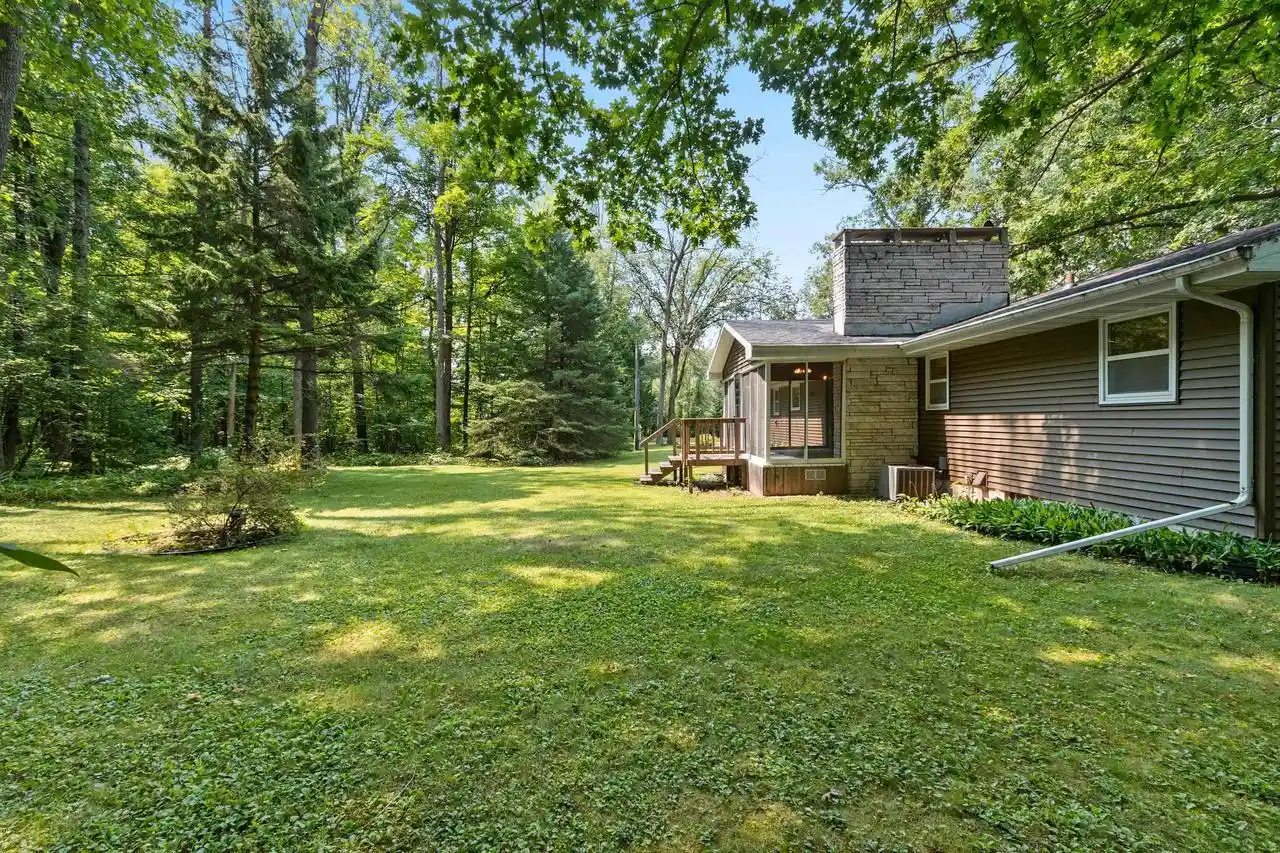 Photo 3 of Single family home for sale at 4390 Deprey Road Road, Abrams, WI 54101 | MLS# 50330927 | Listing updated on 2026-09-25