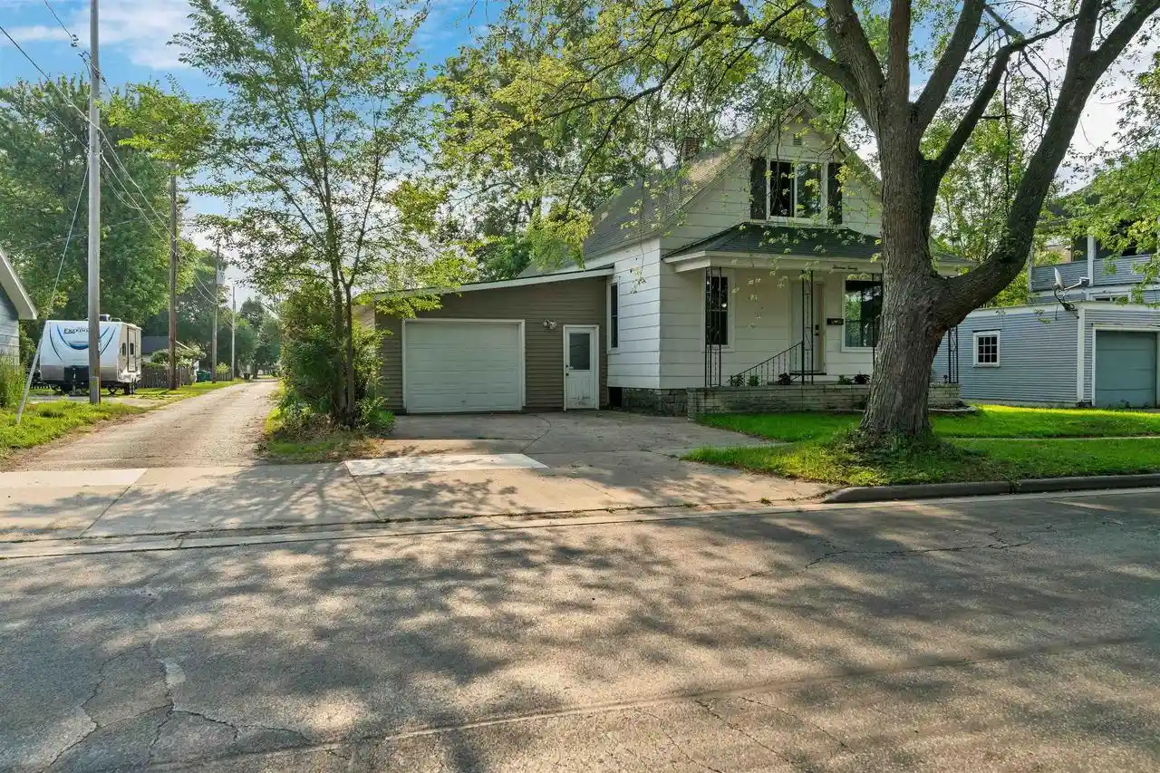 35th image of 1320 Church Street Street, Marinette, WI 54143 | MLS# 50330928