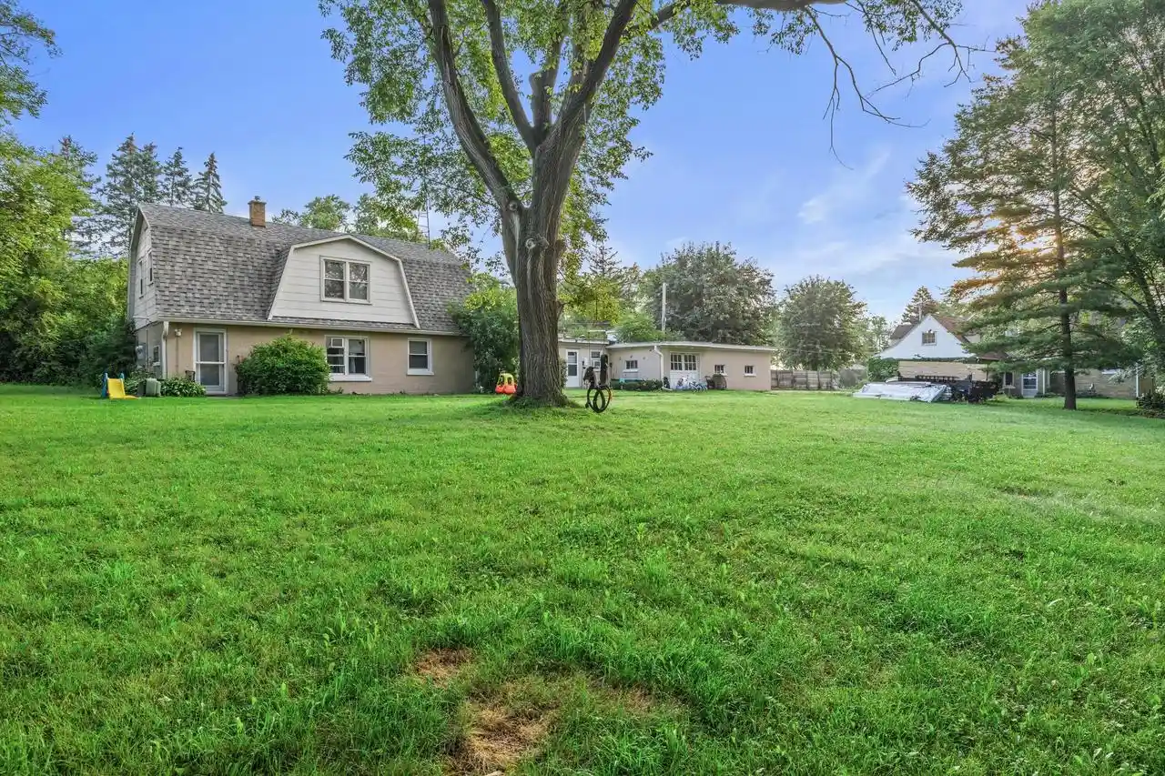 51st image of 2032 30th Avenue Avenue, Kenosha, WI 53144 | MLS# 1975988