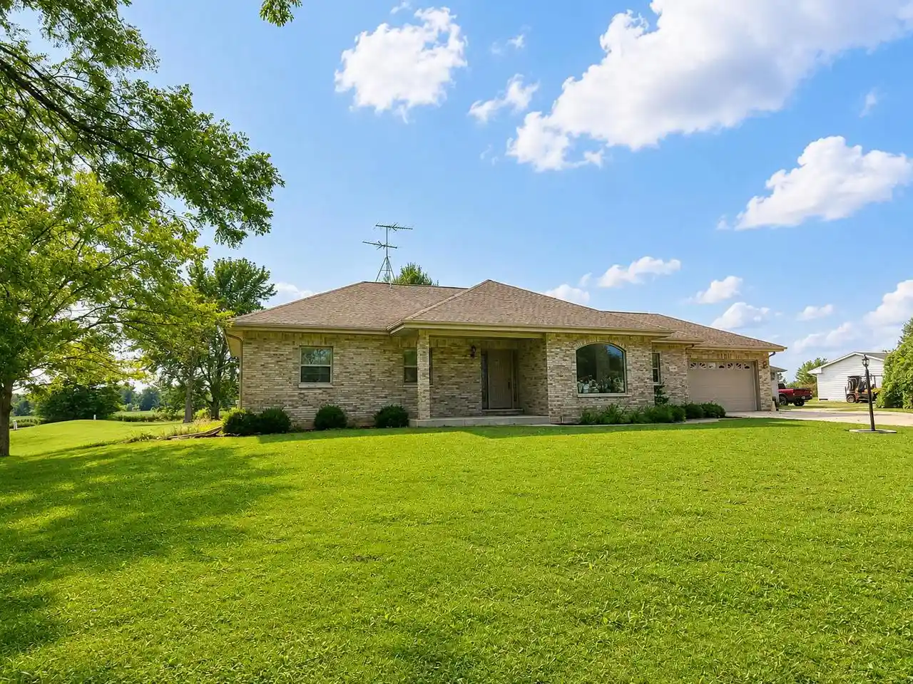 Photo 1 of Single family home for sale at 3130 88th Avenue Avenue, Kenosha, WI 53144 | MLS# 1975989 | Listing updated on 2026-09-01