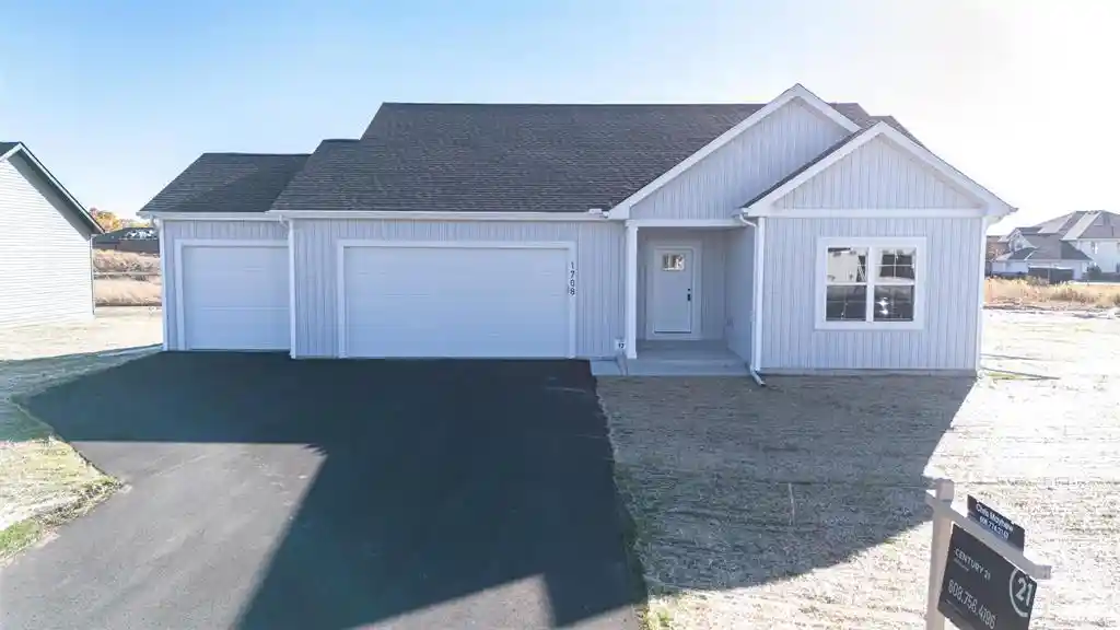 1st image of 1774 Kyle Circle Circle, Beloit, WI 53511 | MLS# 2030383