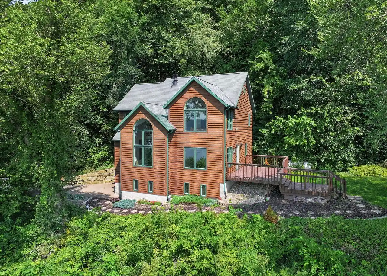 1st image of N818 State Hwy 35, Stoddard, WI 54658 | MLS# 1975992