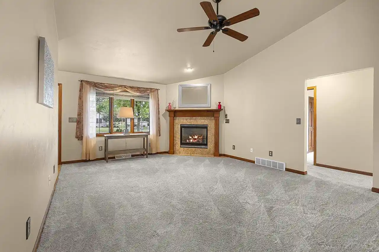 Photo 3 of Sale Pending at 3162 Essen Road Road, Green Bay, WI 54311 | MLS# 50330939 | Listing updated on 2026-09-18